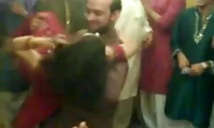 এশিয়ান, বহু পুরুষের ...