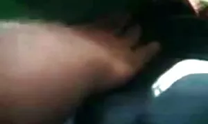 চুম্বন সুন্দরী বালিক ...