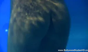 বাঁড়ার নাইকাদের চুদ ...