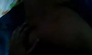 বড়ো বুকের মেয়ের বা ...