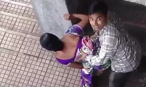 ডগী-স্টাইল সুন্দরি স ...