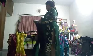 বহু পুরুষের এক নারির ...